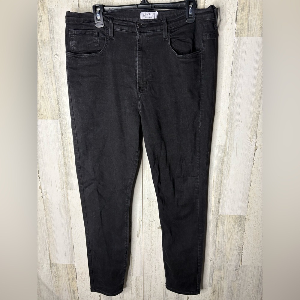 Judy Blue Black Skinny Jeans